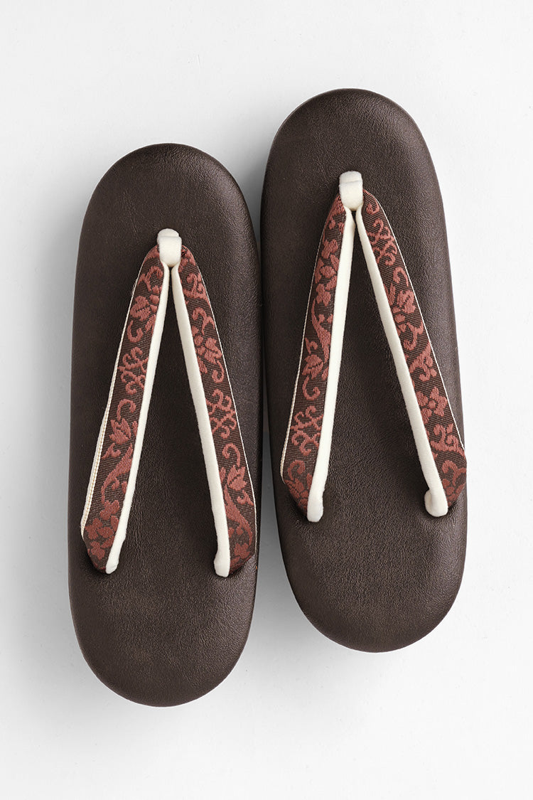 新品 　沙織おしゃれ草履！日本製　真田紐鼻緒　コゲ茶色　０8４４　Ｍ 日本製 博多織 草履 レディース 着物 履物 痛くない 女性 六花 ROCCA